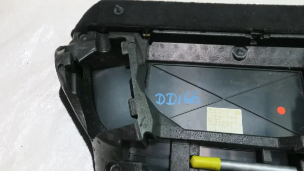 PORSCHE 997 987 Verkleidung Bordwerkzeug vorne Teppich schwarz 99755112303 – Bild 3