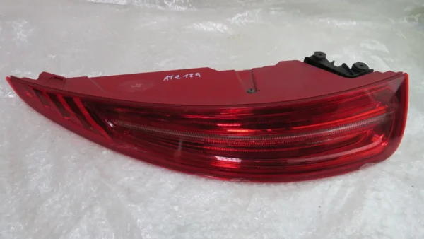 Porsche 911 991 C2 C4 Turbo GTS Heckleuchte links 99163114109 Luft unter der Scheibe