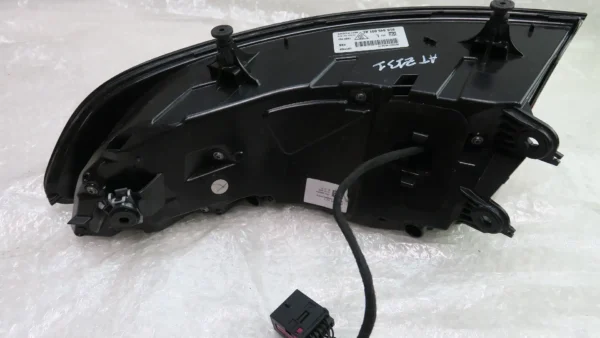 Porsche Macan 95B Heckleuchte links 95B945091AC – Bild 6