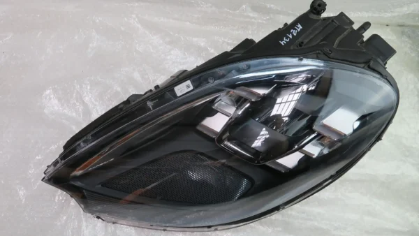 Porsche Macan 95B Scheinwerfer Xenon LED Links 95B941005F – Bild 7