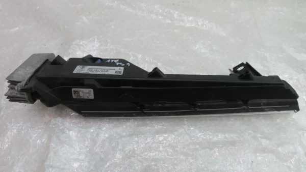 Porsche 911 992 Zusatzscheinwerfer LED links 992941311A – Bild 6