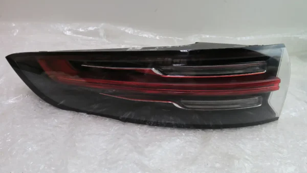 Porsche Cayenne E3 Rückleuchte Heckleuchte links 9Y0945095H