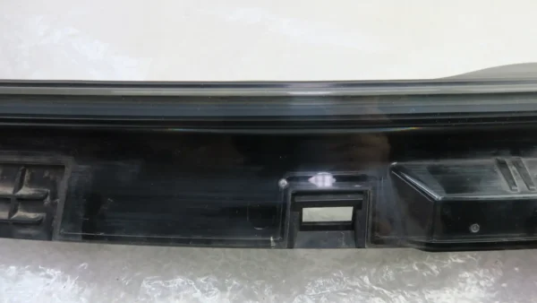 Porsche Panamera 971 Rückleuchte Heckleuchte Mitte rechts 973945208 – Bild 5