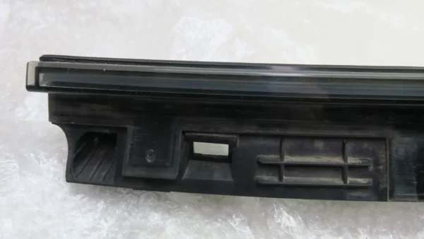 Porsche Panamera 971 Rückleuchte Heckleuchte Mitte rechts 973945208 – Bild 6