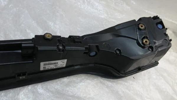 Porsche Macan Heckleuchte Rückleuchte Mitte 95B945308E – Bild 6