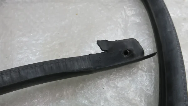 Porsche Boxster 987 Türdichtung Dichtung links 98753707500 98753707506 – Bild 3