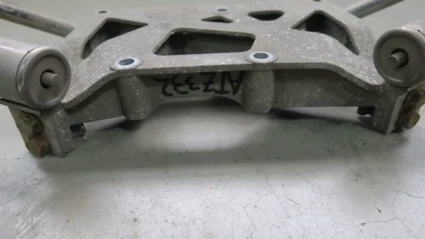 PORSCHE 987 Boxster Cayman Getriebebrücke Halte Träger 98711112501 98711104202 – Bild 2