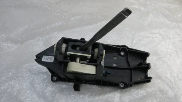 Porsche 987 Schaltbetätigug Schalthebel Wählhebel 99742401000