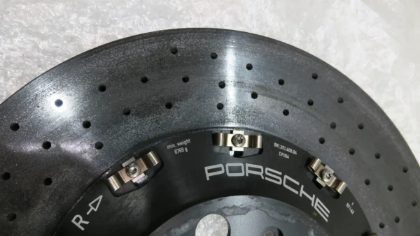 PORSCHE 911 991 GT3RS GT2RS PCCB Bremsscheibe rechts vorn 99135140884 – Bild 4