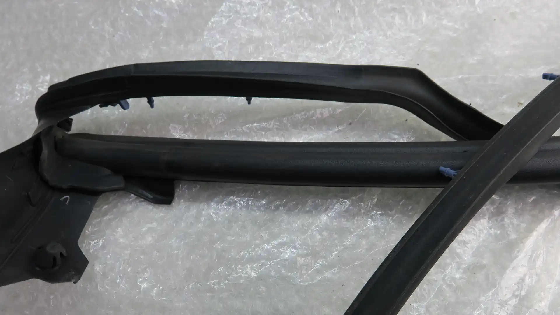 Porsche 981 Türdichtung Dichtung innen rechts 98153737802 – Bild 6