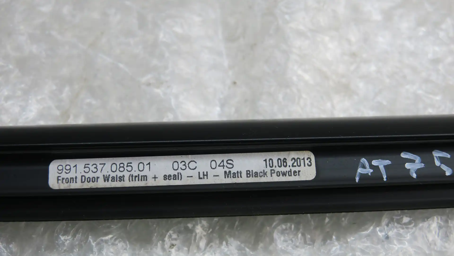 PORSCHE 911 991 981 Dichtung Fensterschachtabdichtung links 99153708501 03C – Bild 5