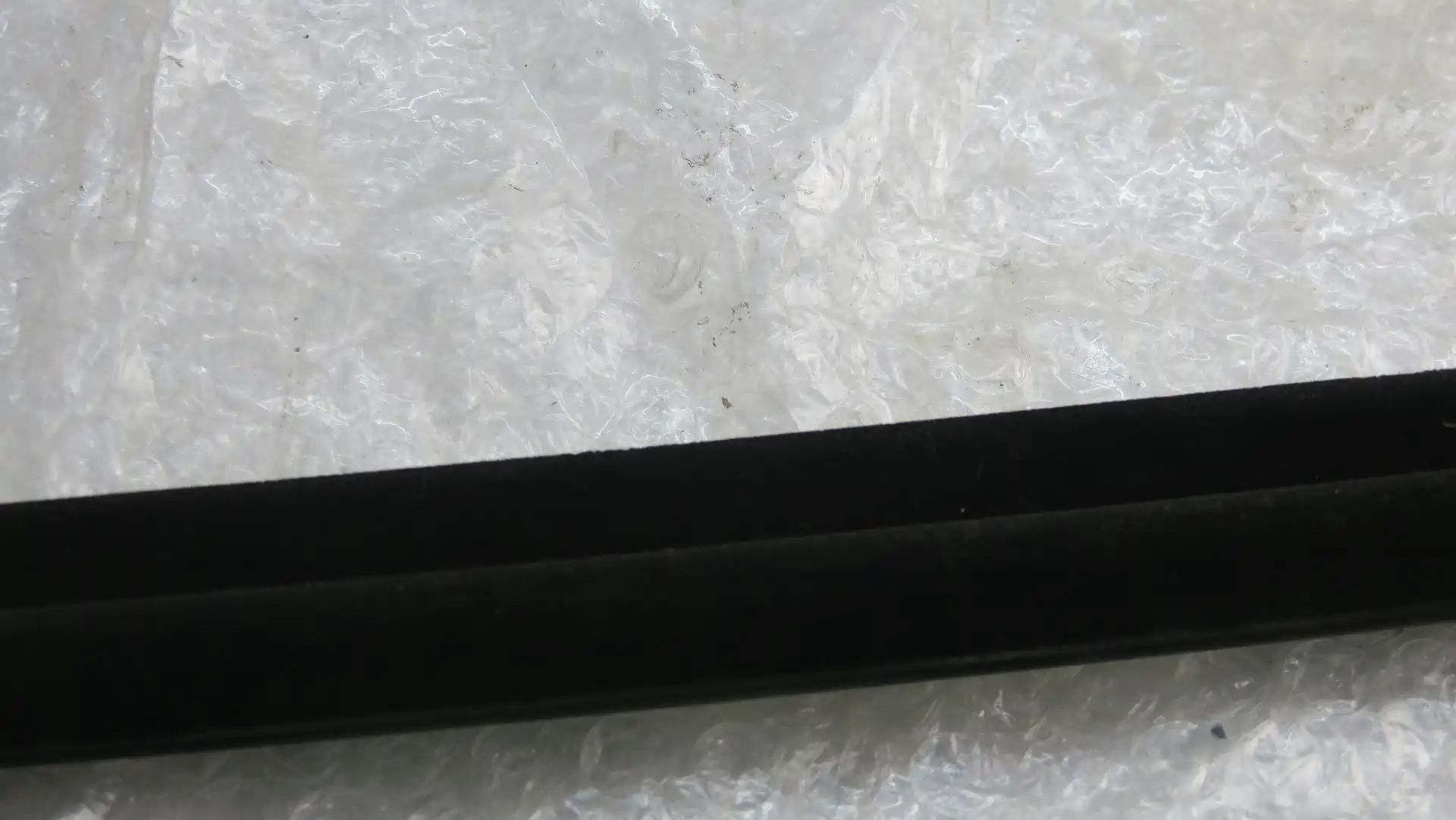 PORSCHE 911 991 981 Dichtung Fensterschachtabdichtung links 99153708501 03C – Bild 7